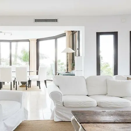 4mill Euro 700m2 Newly Renovated Mansion With Huge Garden And Large Heated Pool Villa Benalmadena