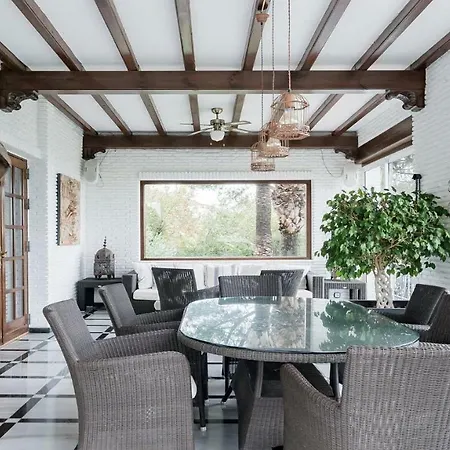 4mill Euro 700m2 Newly Renovated Mansion With Huge Garden And Large Heated Pool Villa Benalmadena