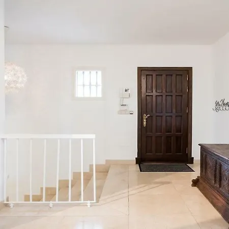 4mill Euro 700m2 Newly Renovated Mansion With Huge Garden And Large Heated Pool Villa Benalmadena
